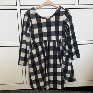 Hanna Andersson Black and White Buffalo Check Long Sleeve Dress